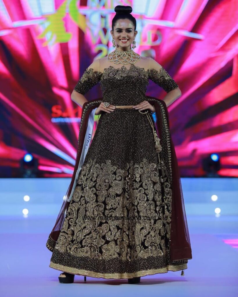 National costume round #INDIA 🇮🇳@missglamworldpageant 📸 @ashique_hassan Thankyou @fatiz_brida